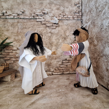 Jesus Christus 30 cm mit Leinenmantel